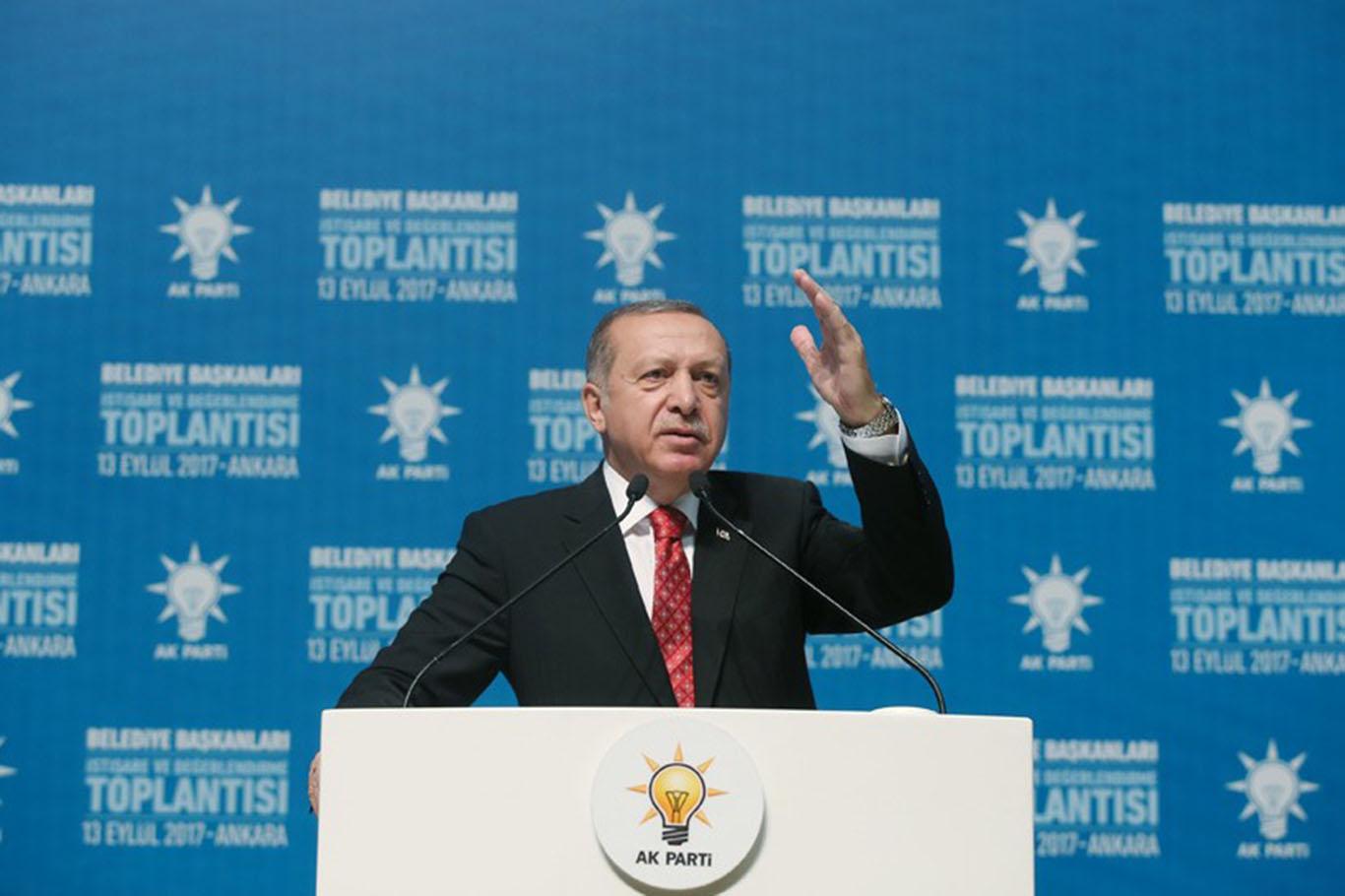 Cumhurbaşkanı Erdoğan: S-400 anlaşması yaptık diye çılgına döndüler